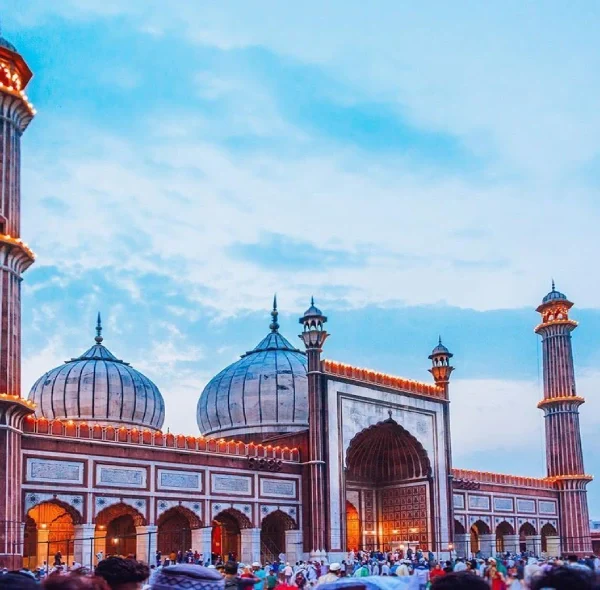 6-hour Tour of Delhi Temples & Spiritual Sites