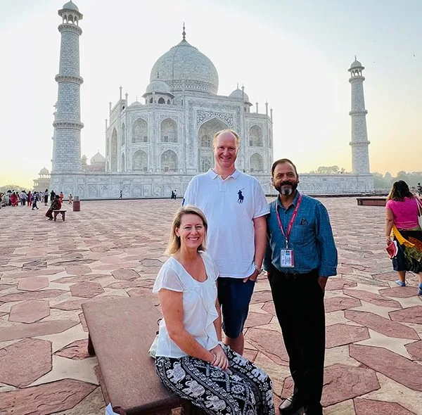 Taj Mahal Tour From Bengaluru